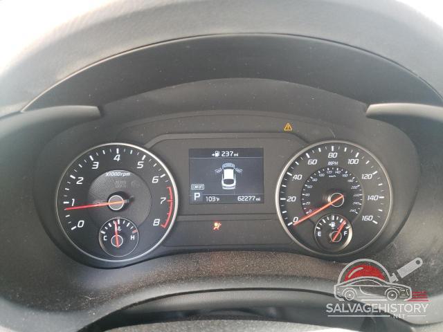 KNAE15LA0M6094935 2021 KIA STINGER photo no. 9