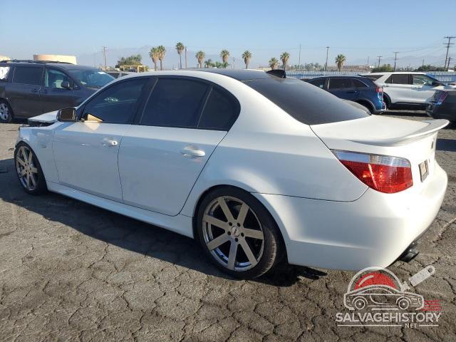 WBANE73526CM32410 2006 BMW 5 SERIES photo no. 2