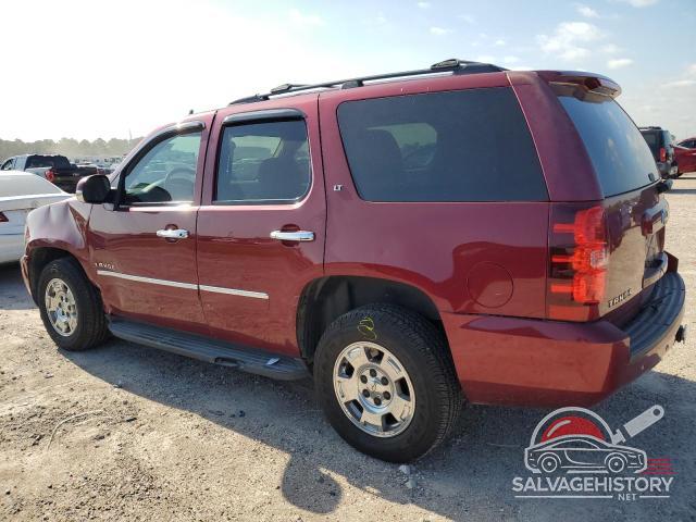 1GNSCBE05BR130768 2011 CHEVROLET TAHOE photo no. 2