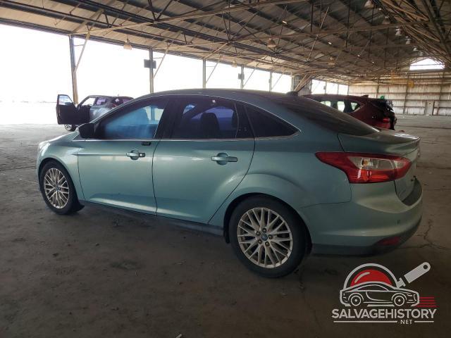 1FAHP3H29CL294917 2012 FORD FOCUS photo no. 2