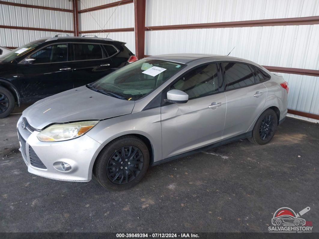1FAHP3F29CL109879 2012 FORD FOCUS photo no. 2