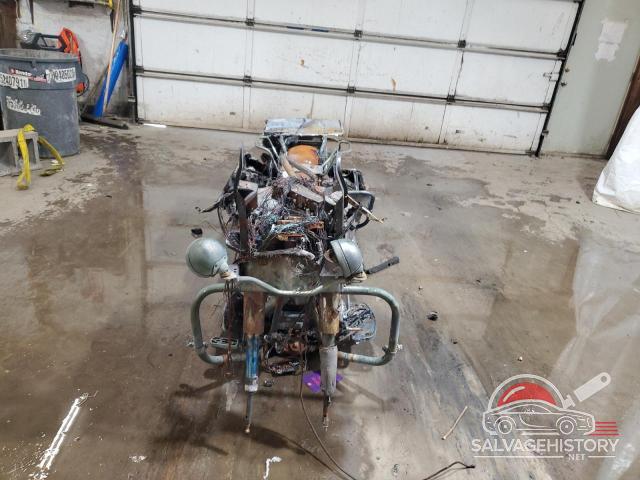 1HD1DDV16XY618970 1999 HARLEY-DAVIDSON FL photo no. 2