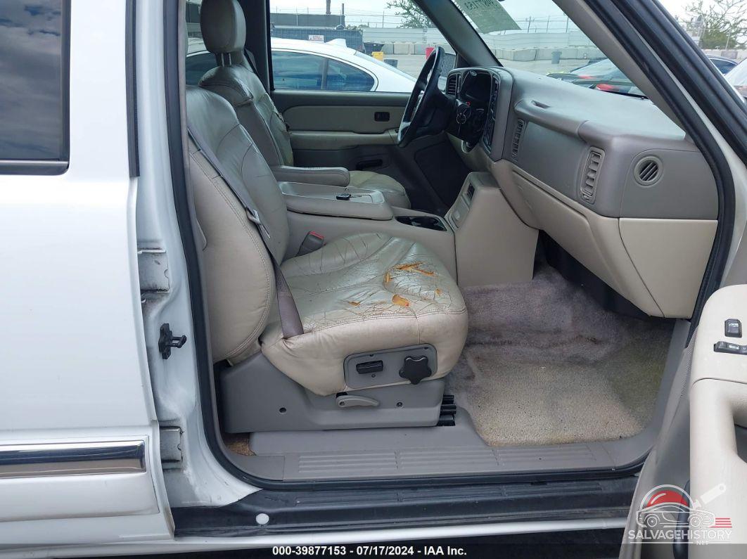 3GKEC16TXYG210329 2000 GMC YUKON XL 1500 photo no. 5
