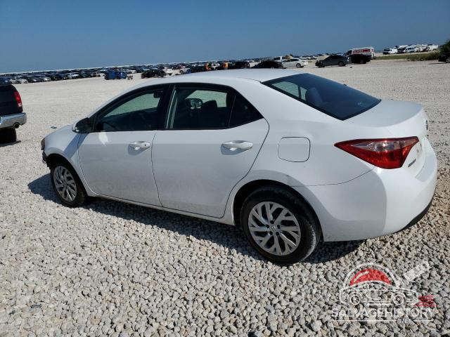 5YFBURHE9HP707360 2017 TOYOTA COROLLA photo no. 2