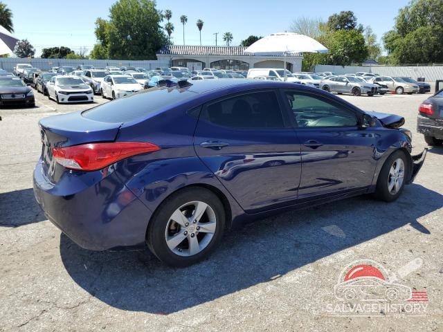 5NPDH4AE3DH336763 2013 HYUNDAI ELANTRA photo no. 3