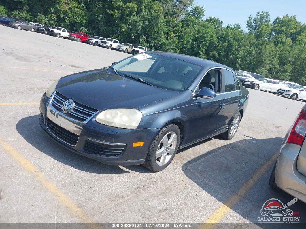 3VWRM71K78M015833 2008 VOLKSWAGEN JETTA photo no. 2