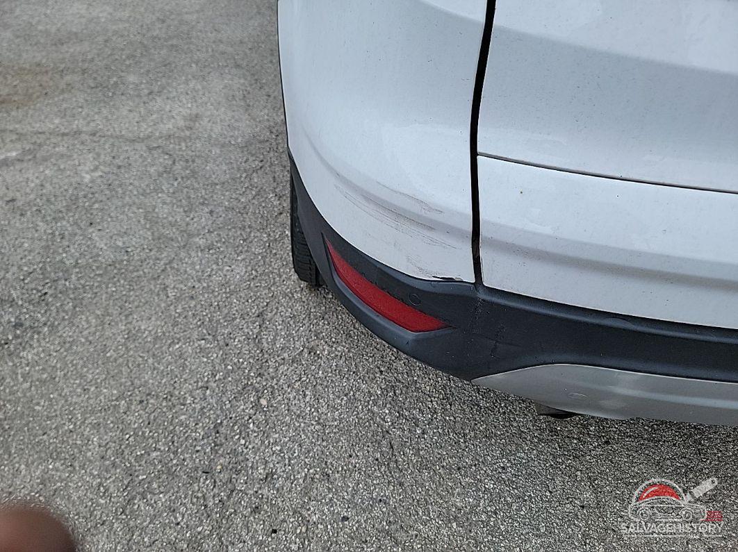 1FMCU9HD2KUA46742 2019 FORD ESCAPE photo no. 3