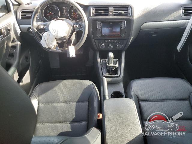 3VWDB7AJ6HM291685 2017 VOLKSWAGEN JETTA photo no. 8