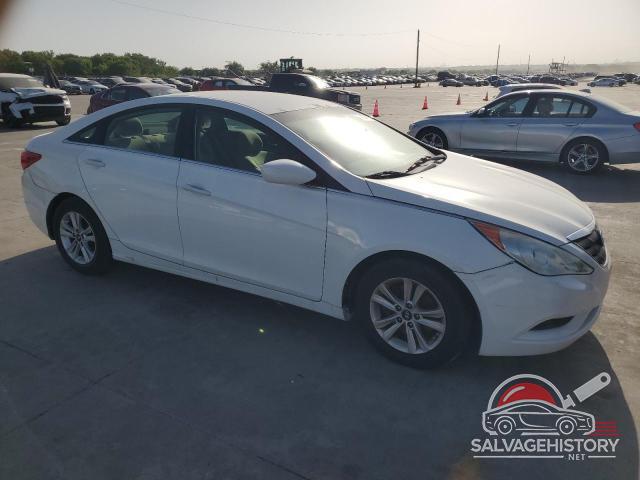 5NPEB4AC3DH687483 2013 HYUNDAI SONATA photo no. 4