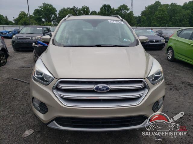 1FMCU9J90HUA26990 2017 FORD ESCAPE photo no. 5