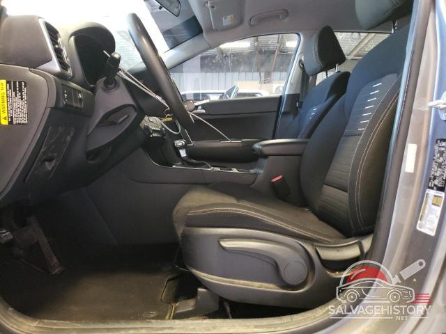 KNDPM3AC8J7467544 2018 KIA SPORTAGE photo no. 7