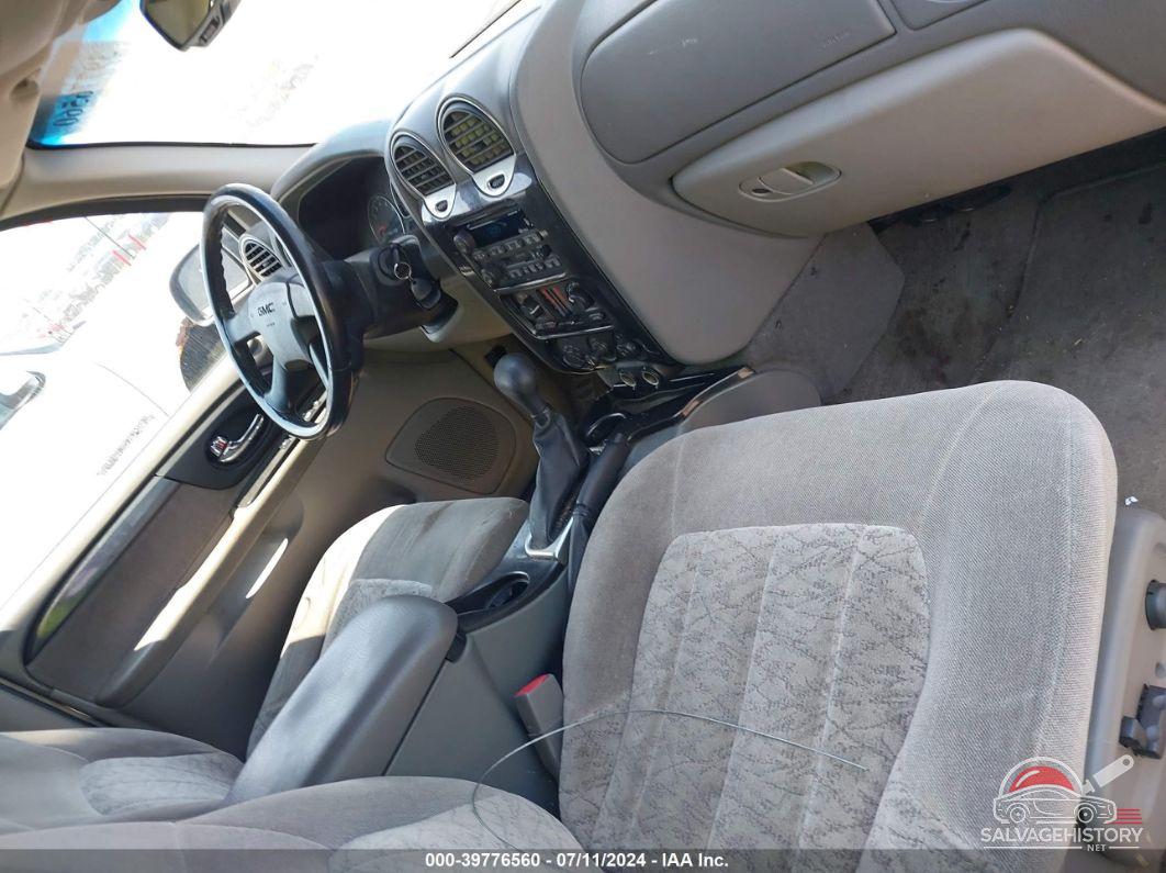 1GKDT13S722159038 2002 GMC ENVOY photo no. 5
