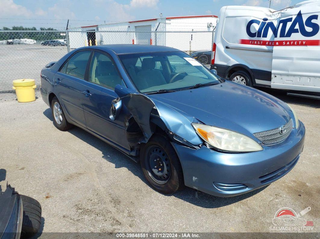 JTDBE32K320023995 2002 TOYOTA CAMRY photo no. 12