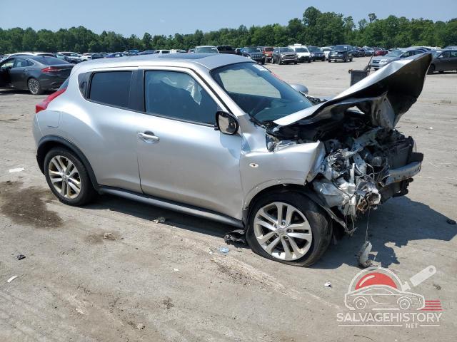 JN8AF5MV2CT114420 2012 NISSAN JUKE photo no. 4