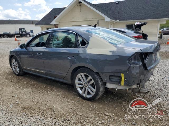 1VWGT7A38HC069565 2017 VOLKSWAGEN PASSAT photo no. 2