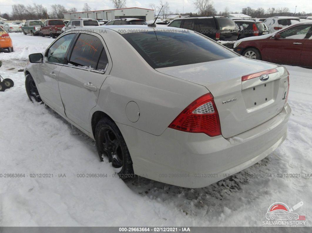 3FAHP0HA3AR147268 2010 FORD FUSION photo no. 3
