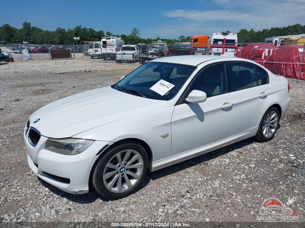 WBAPH7G55BNN06069 2011 BMW 328I photo no. 2