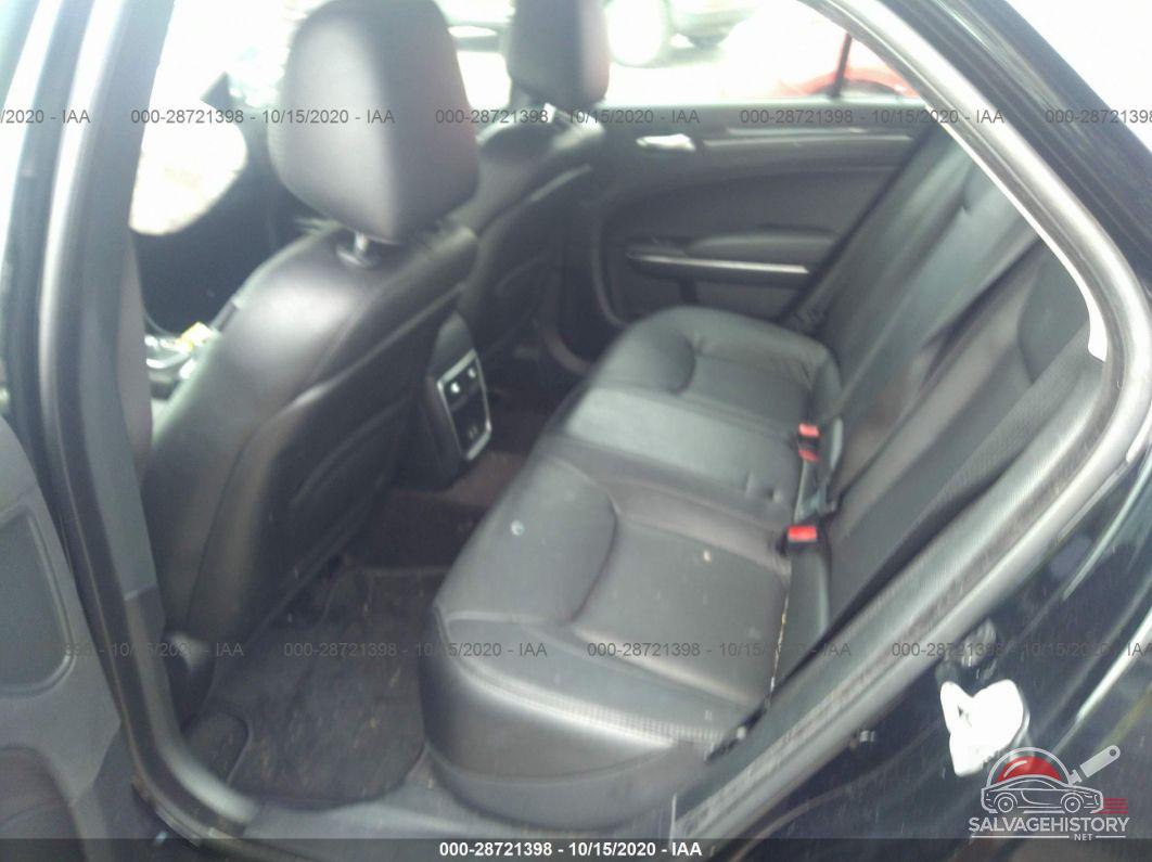 2C3CCAAG4JH314256 2018 CHRYSLER 300 photo no. 8