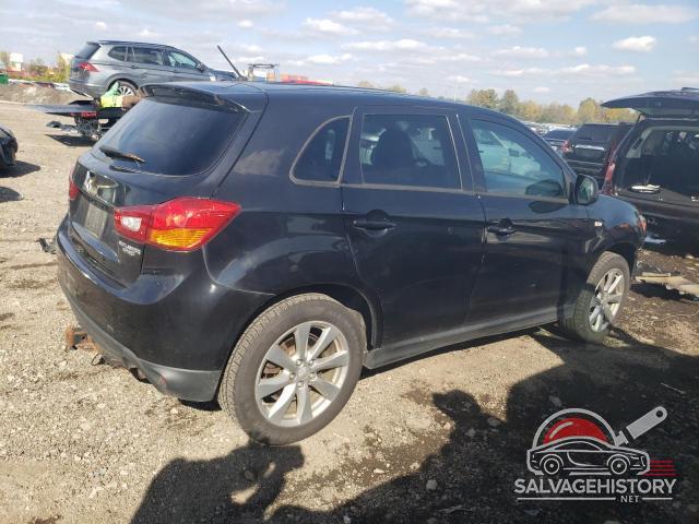 4A4AP3AU1FE062613 2015 MITSUBISHI OUTLANDER photo no. 3