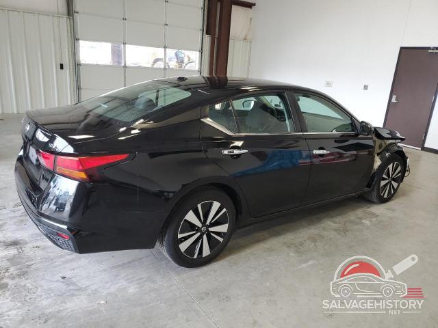 1N4BL4DV4MN413633 2021 NISSAN ALTIMA photo no. 3