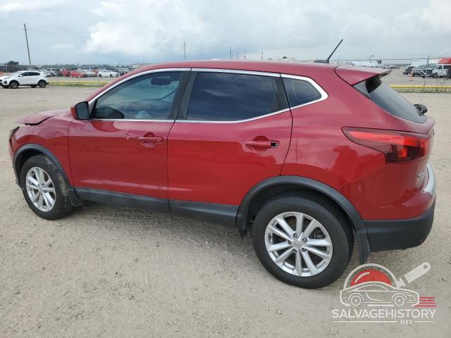 JN1BJ1CP7JW106791 2018 NISSAN ROGUE photo no. 2