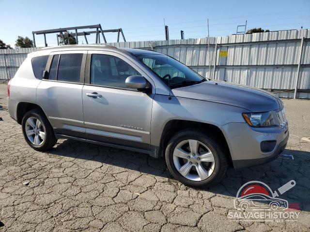 1C4NJCEA4GD648370 2016 JEEP COMPASS photo no. 4