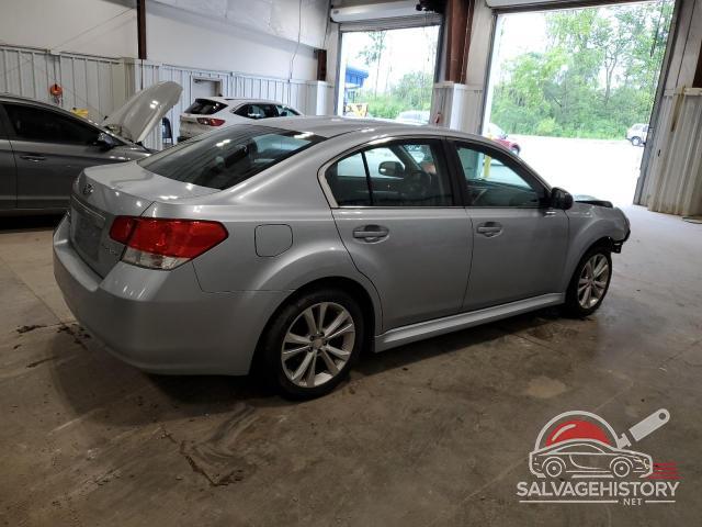 4S3BMCA67E3018602 2014 SUBARU LEGACY photo no. 3