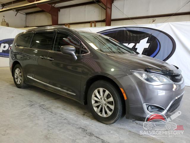 2C4RC1BG7JR217180 2018 CHRYSLER PACIFICA photo no. 4