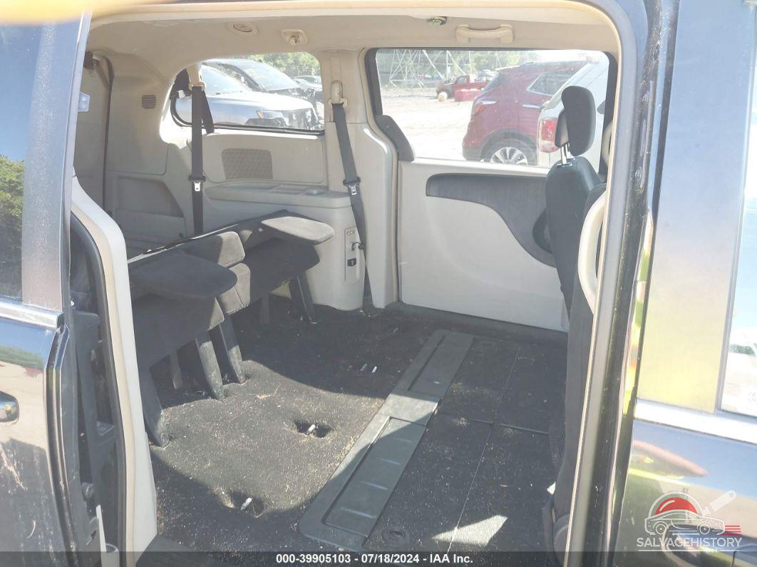 2A4RR5DG1BR713140 2011 CHRYSLER TOWN & COUNTRY photo no. 8