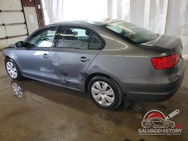 3VW2K7AJ7CM354339 2012 VOLKSWAGEN JETTA photo no. 2