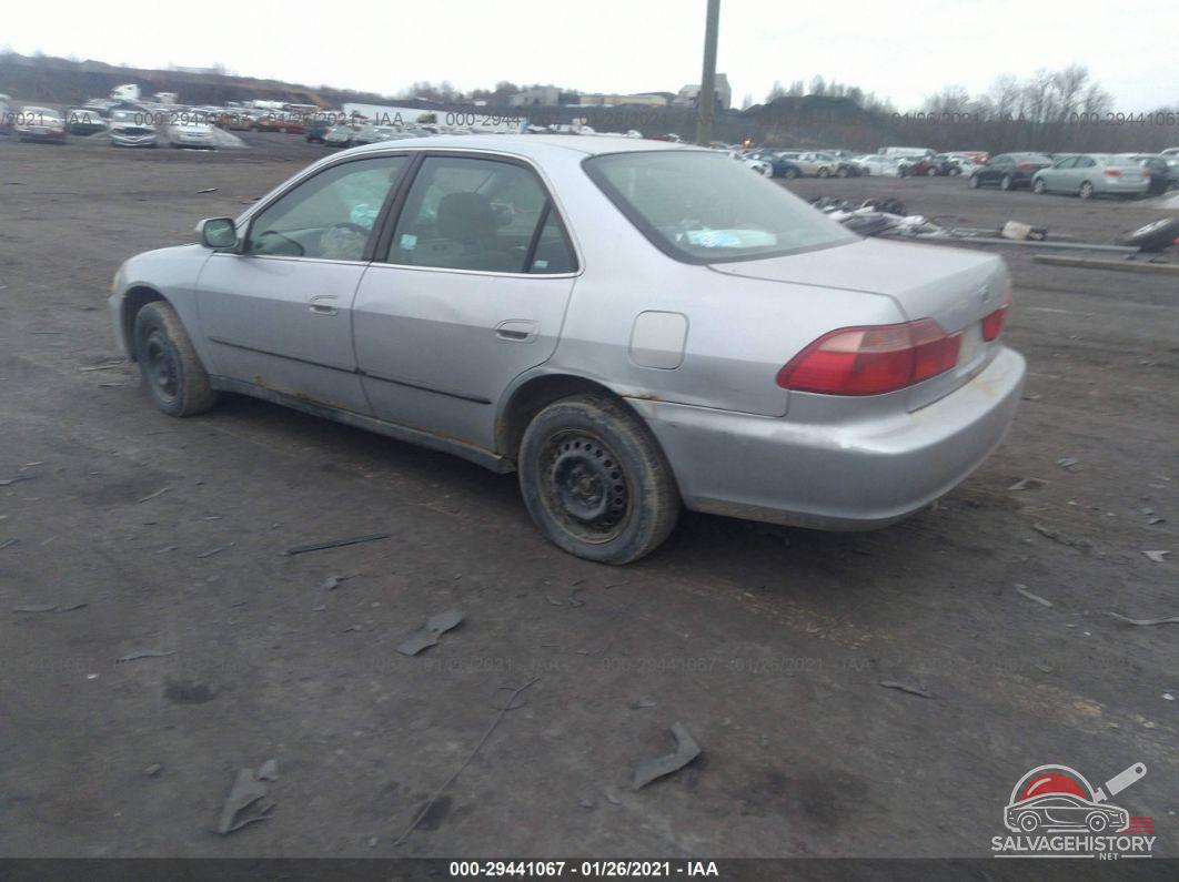 1HGCG5640YA152562 2000 HONDA ACCORD SDN photo no. 3