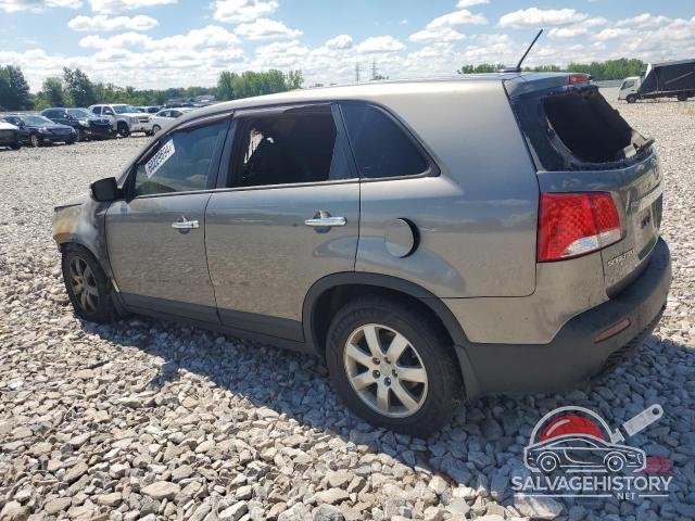 5XYKT3A12CG213474 2012 KIA SORENTO photo no. 2