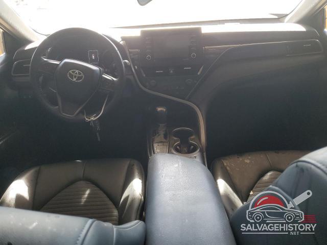 4T1G11AK6NU062015 2022 TOYOTA CAMRY photo no. 8