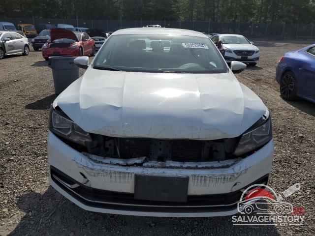 1VWAT7A38GC065150 2016 VOLKSWAGEN PASSAT photo no. 5