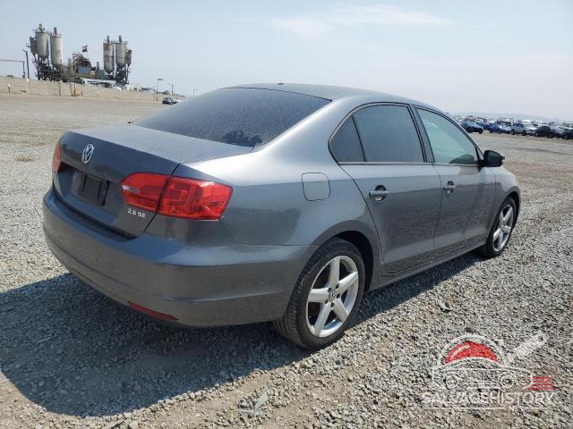 3VWDZ7AJ6BM388324 2011 VOLKSWAGEN JETTA photo no. 3