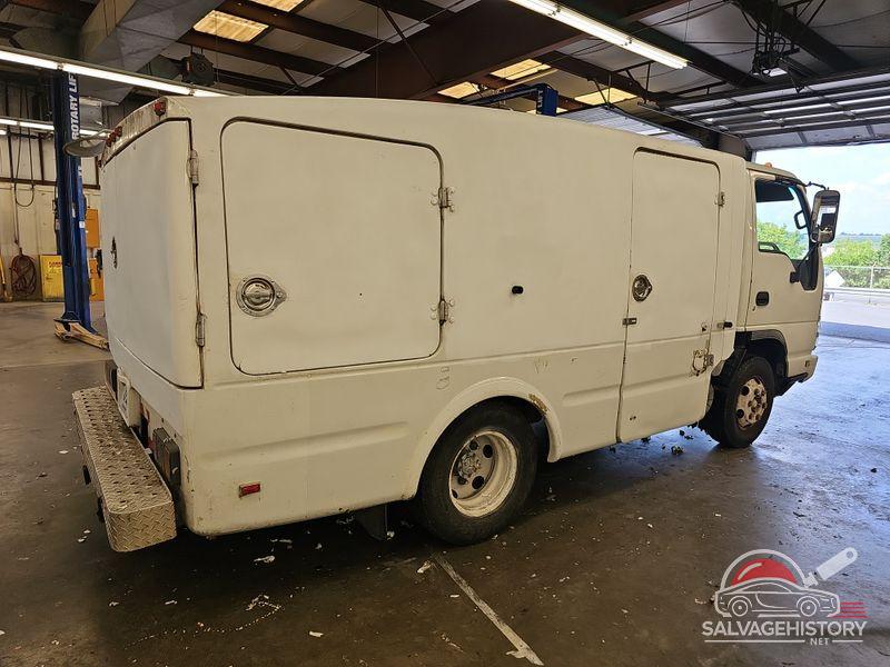 JALC4B16677017109 2007 ISUZU NPR photo no. 5