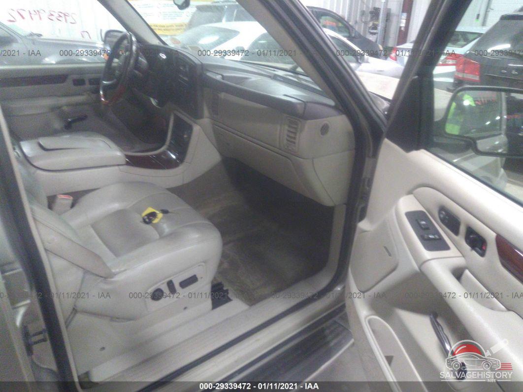 1GYEK63N52R101568 2002 CADILLAC ESCALADE photo no. 5
