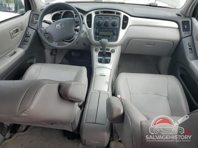 JTEDP21A840015167 2004 TOYOTA HIGHLANDER photo no. 8