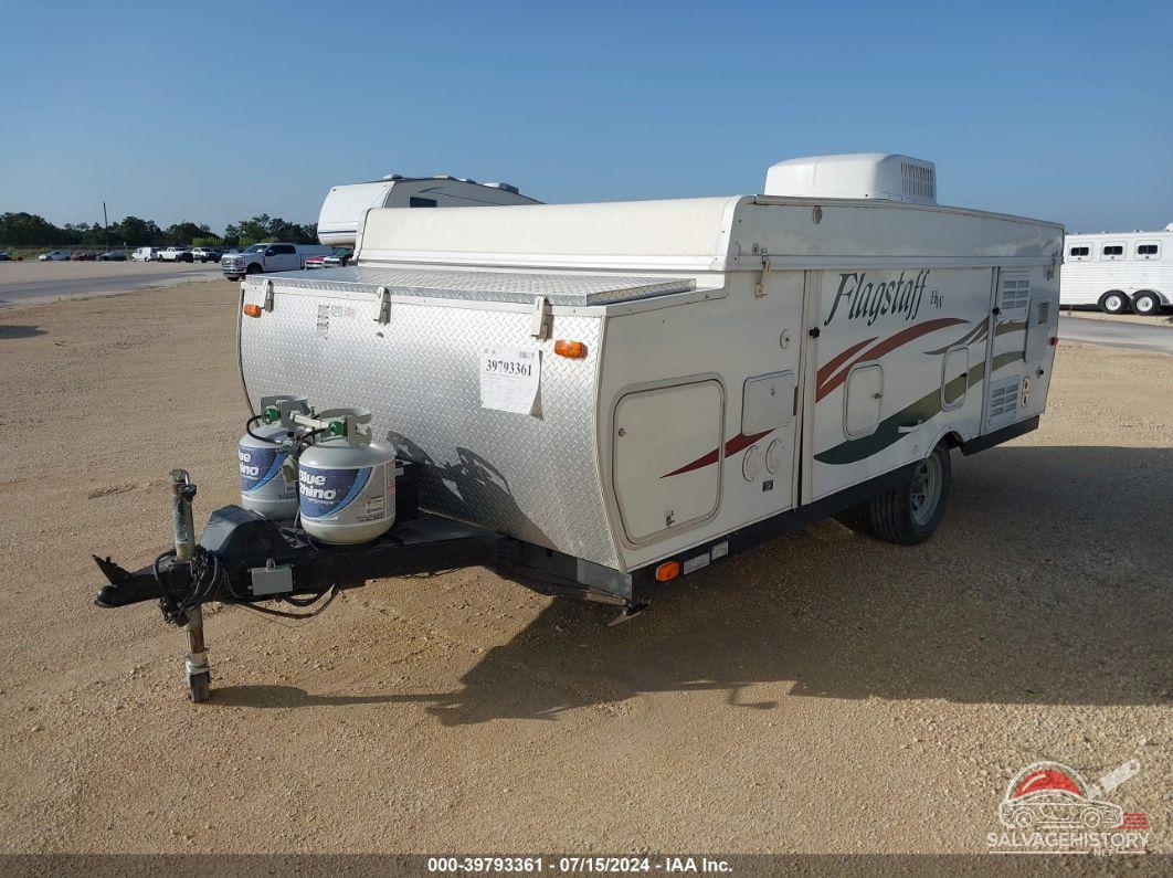 4X4CFS6117D158349 2007 FOREST RIVER HW25ST photo no. 2
