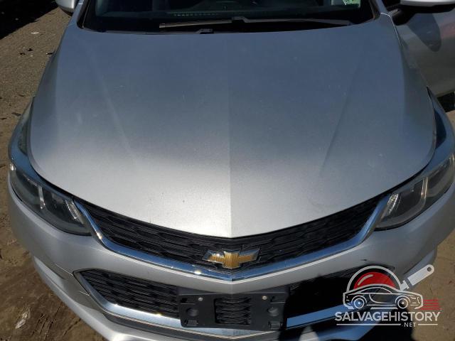 1G1BC5SM9J7139980 2018 CHEVROLET CRUZE photo no. 11