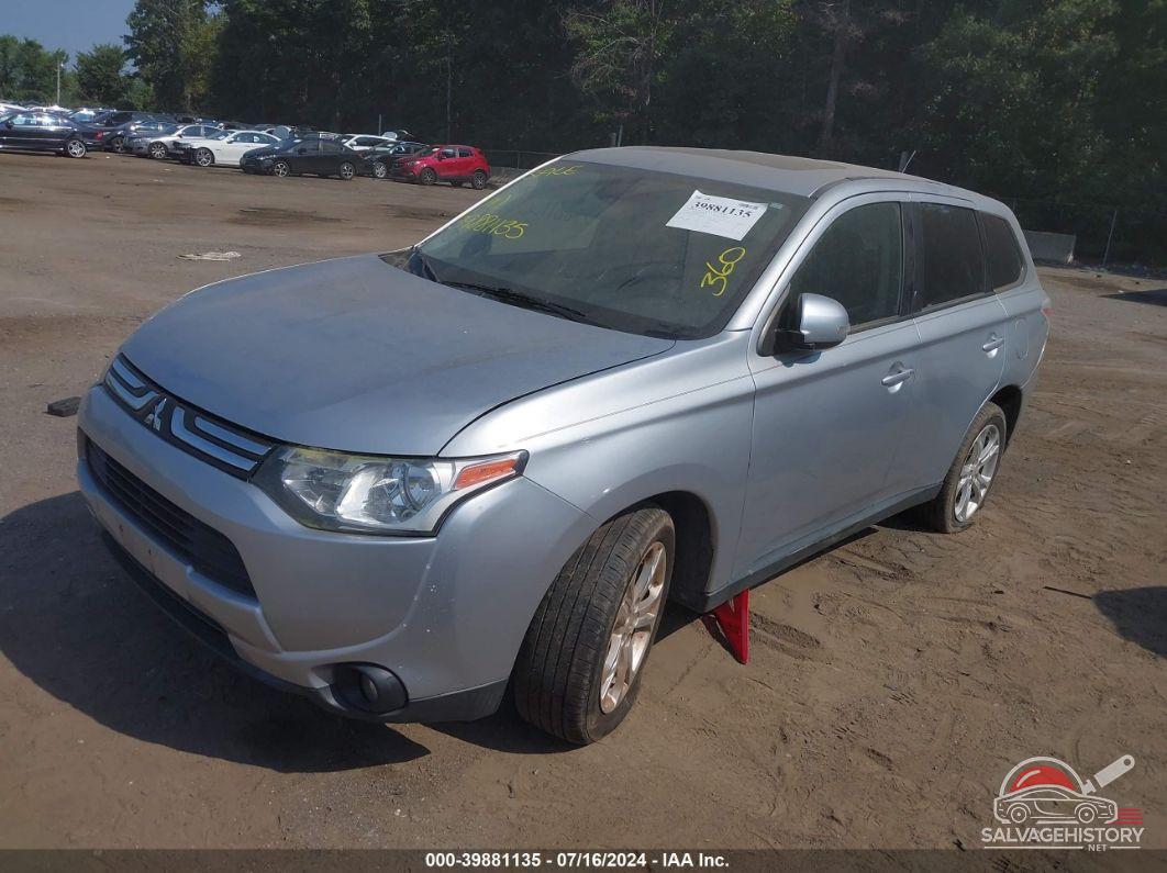 JA4AD3A36EZ012735 2014 MITSUBISHI OUTLANDER photo no. 2