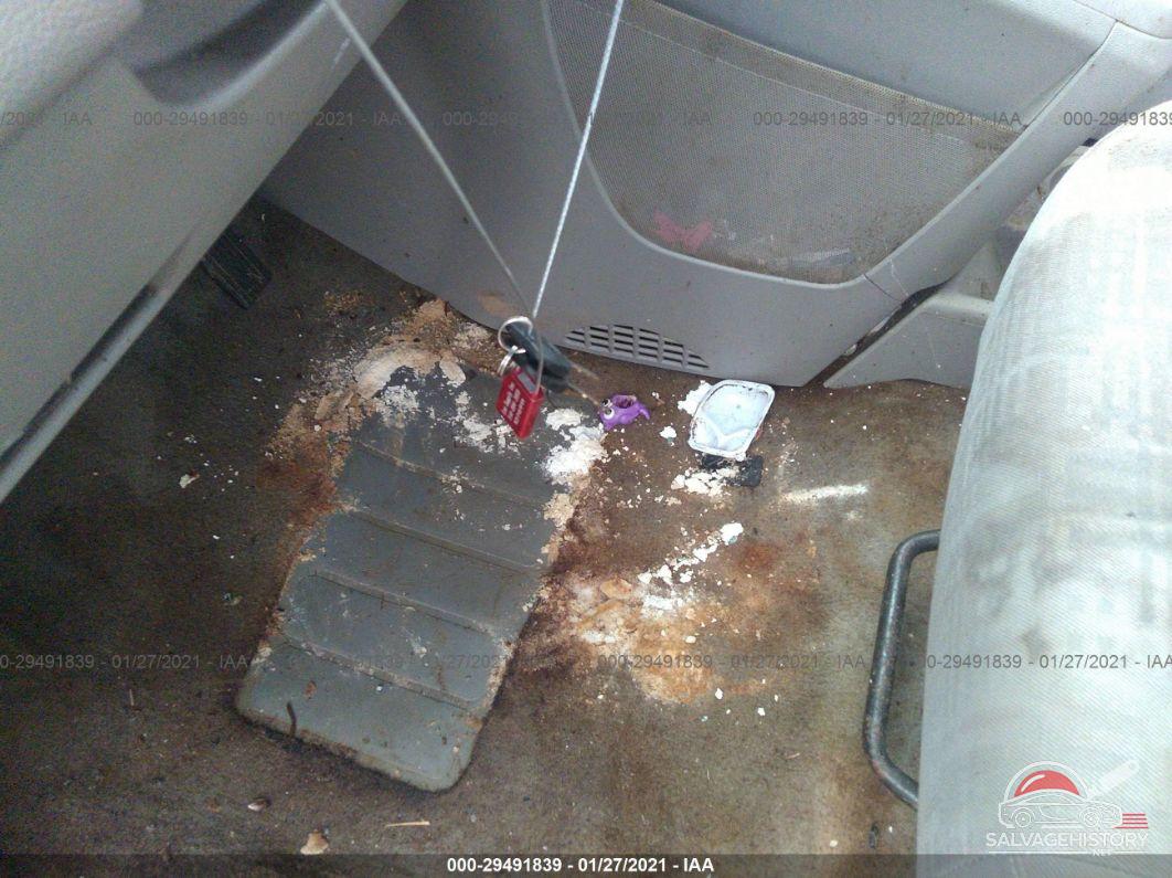 2CNDL13F456010166 2005 CHEVROLET EQUINOX photo no. 11