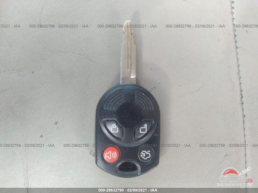 1FMCU03709KD16246 2009 FORD ESCAPE photo no. 11