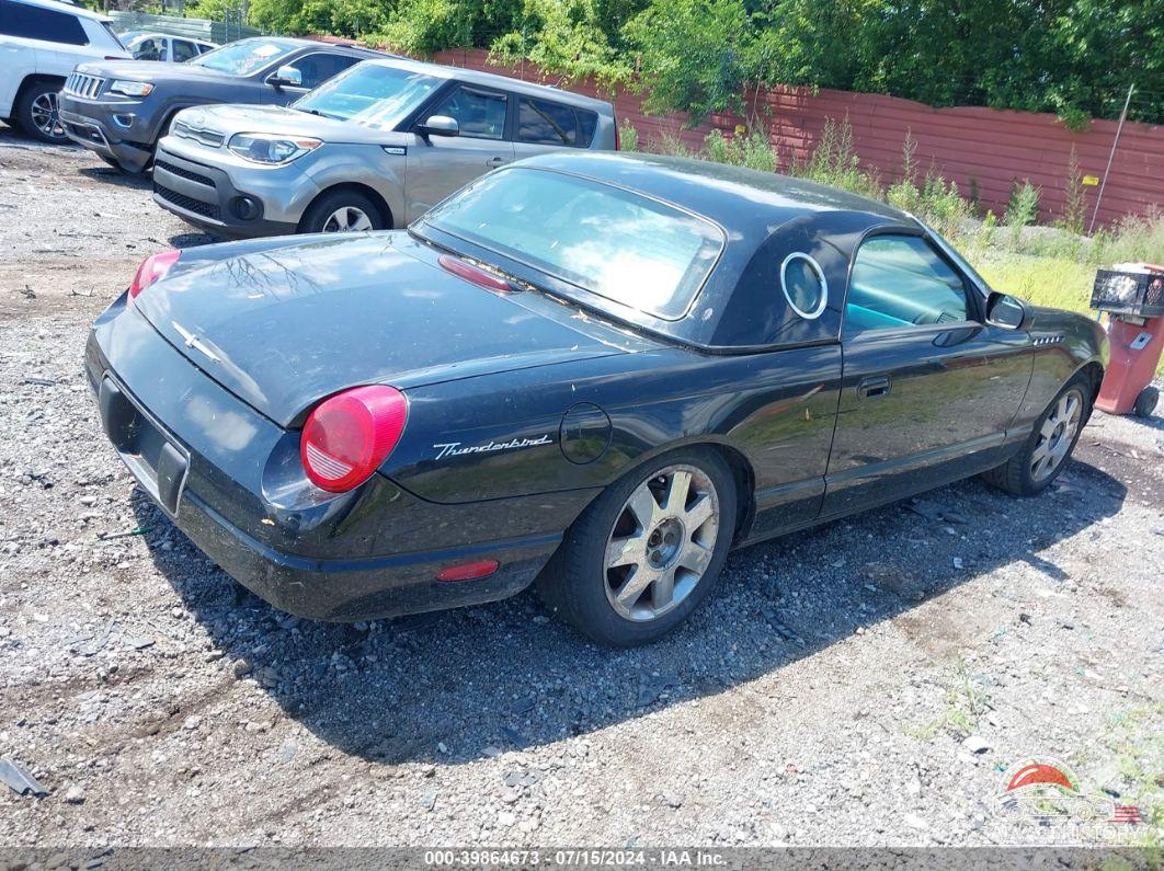 1FAHP60A93Y102418 2003 FORD THUNDERBIRD photo no. 4