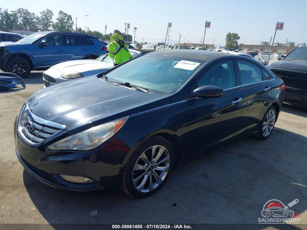 5NPEC4AC9BH074763 2011 HYUNDAI SONATA photo no. 2