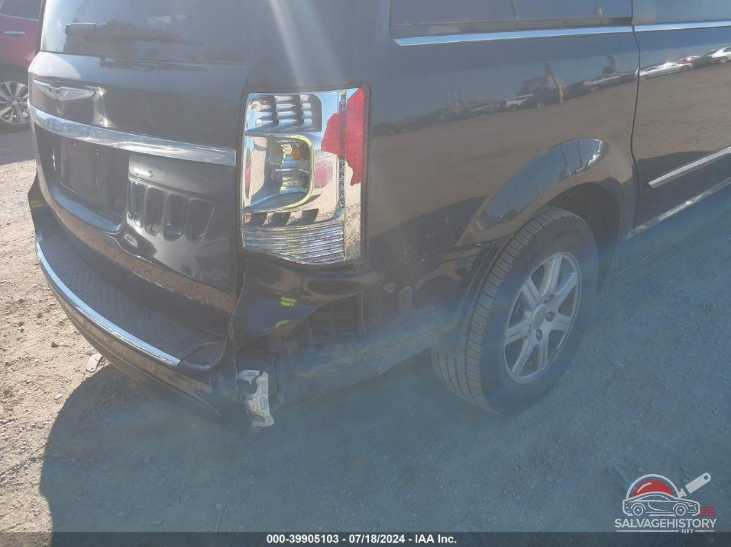 2A4RR5DG1BR713140 2011 CHRYSLER TOWN & COUNTRY photo no. 6