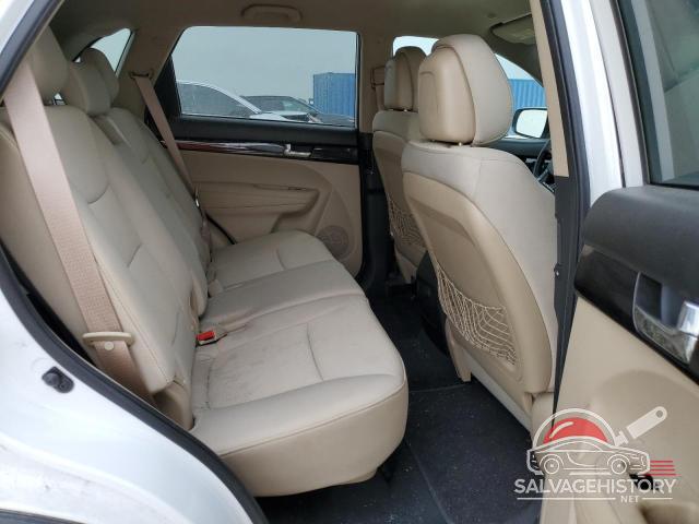 5XYKT3A12BG154103 2011 KIA SORENTO photo no. 11