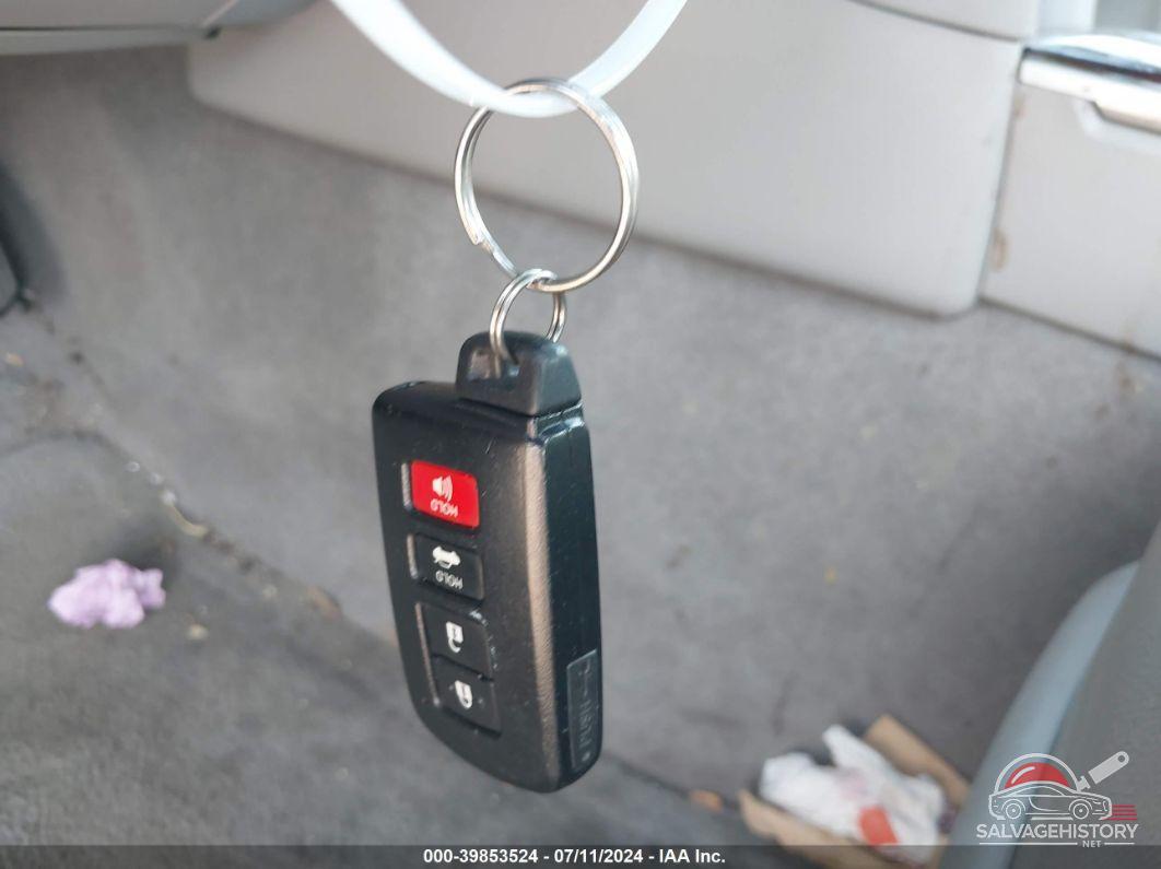 4T4BF1FK4ER387417 2014 TOYOTA CAMRY photo no. 11