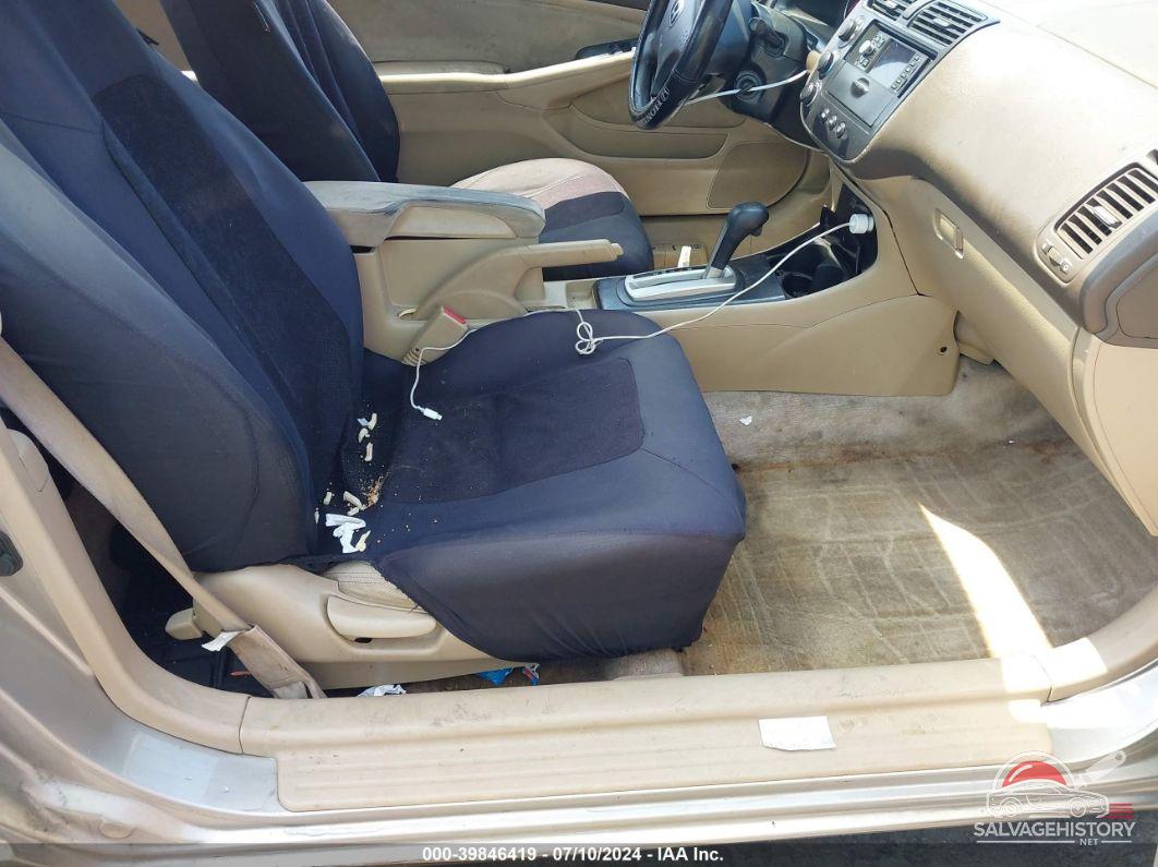 1HGEM22513L004254 2003 HONDA CIVIC photo no. 5