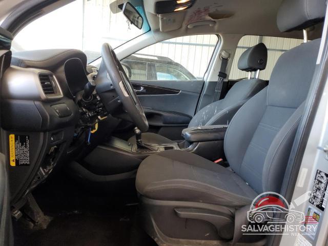 5XYPGDA57JG351818 2018 KIA SORENTO photo no. 7